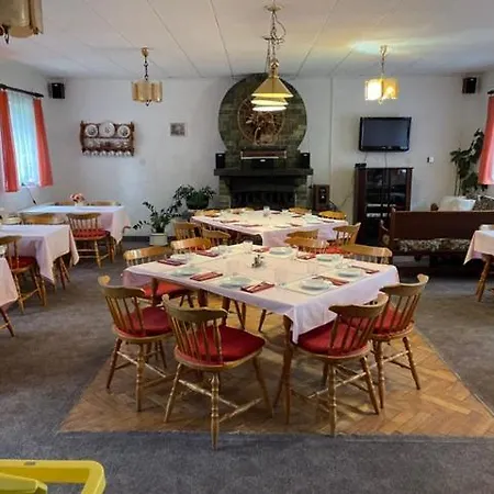 Hotel-penzion Johanka 酒店 Háj