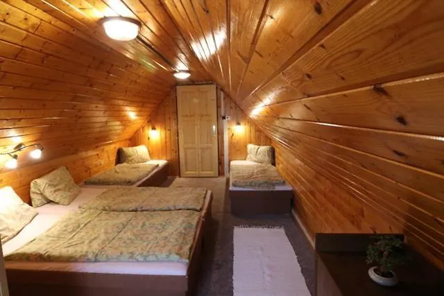 Hotel Hotel-penzion Johanka 2*